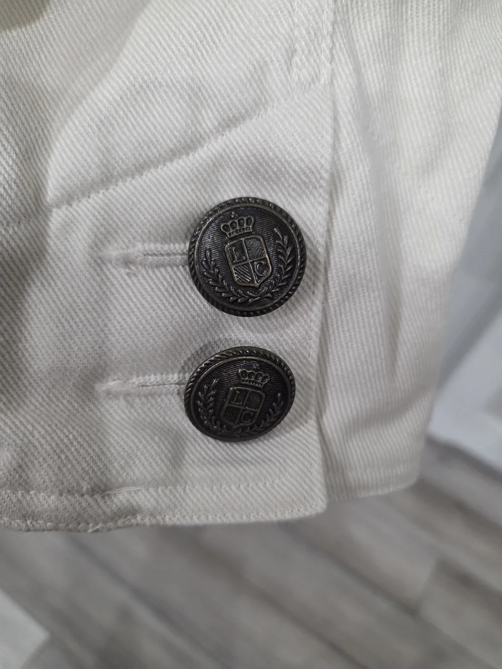 First Issue Liz Claiborne White Utility Jacket with Button Front Size Small